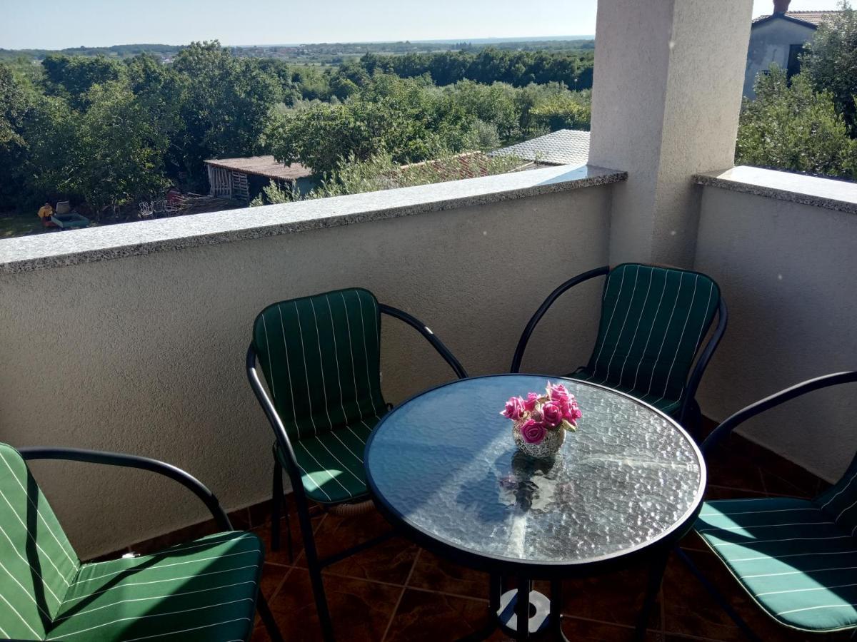 Apartment Alina Umag Eksteriør bilde