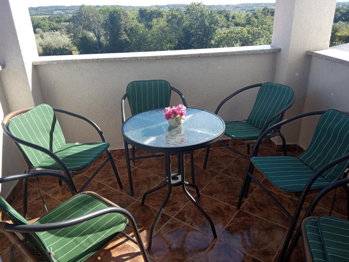 Apartment Alina Umag Eksteriør bilde